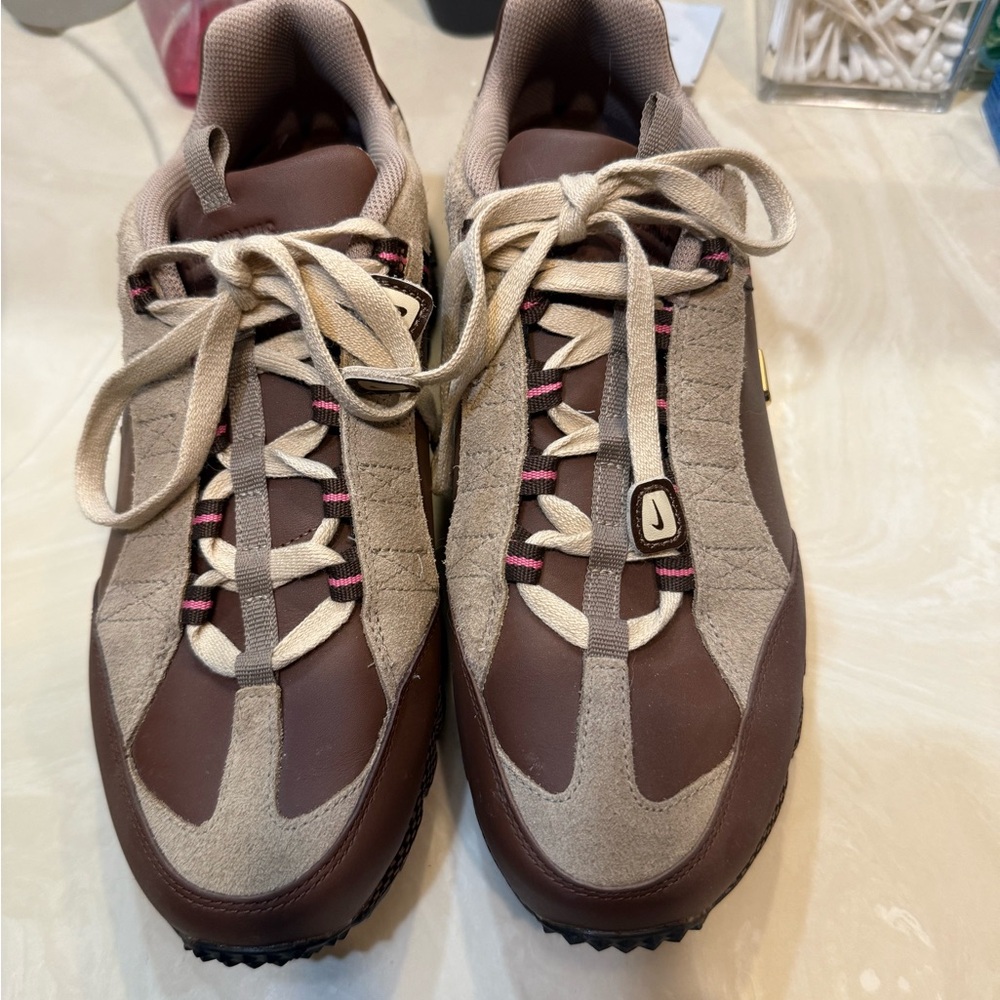 Women’s Jacquemus Nike tennis shoes